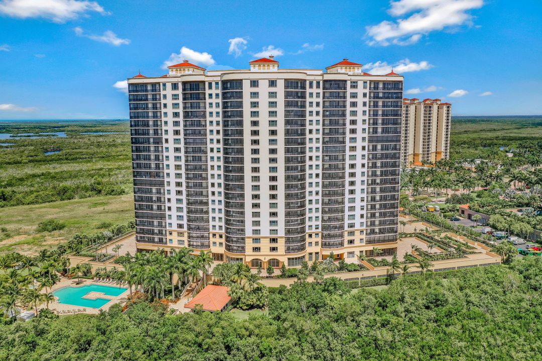 1050 Borghese Ln #303, Naples, FL 34114