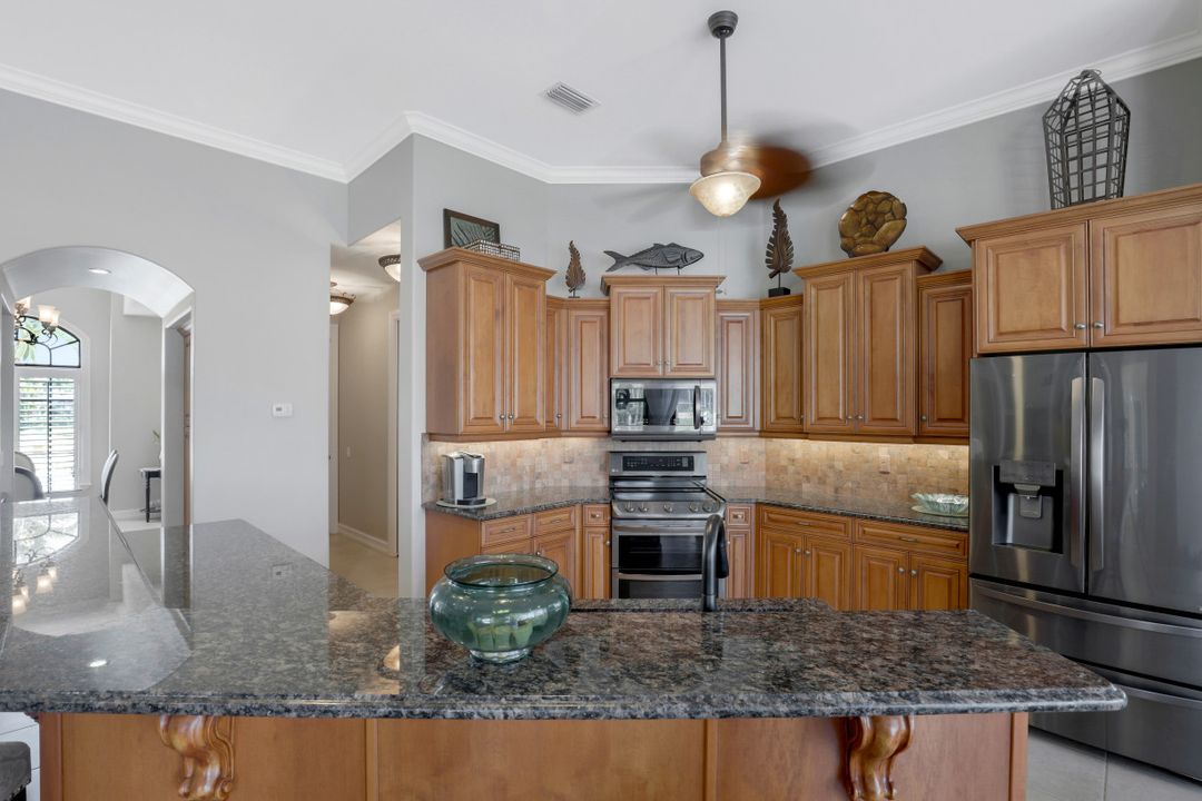 2227 SW 54th Ln, Cape Coral, FL 33914