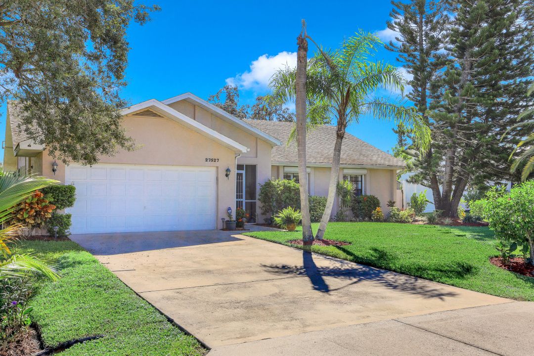27527 Baretta Dr, Bonita Springs, FL 34135