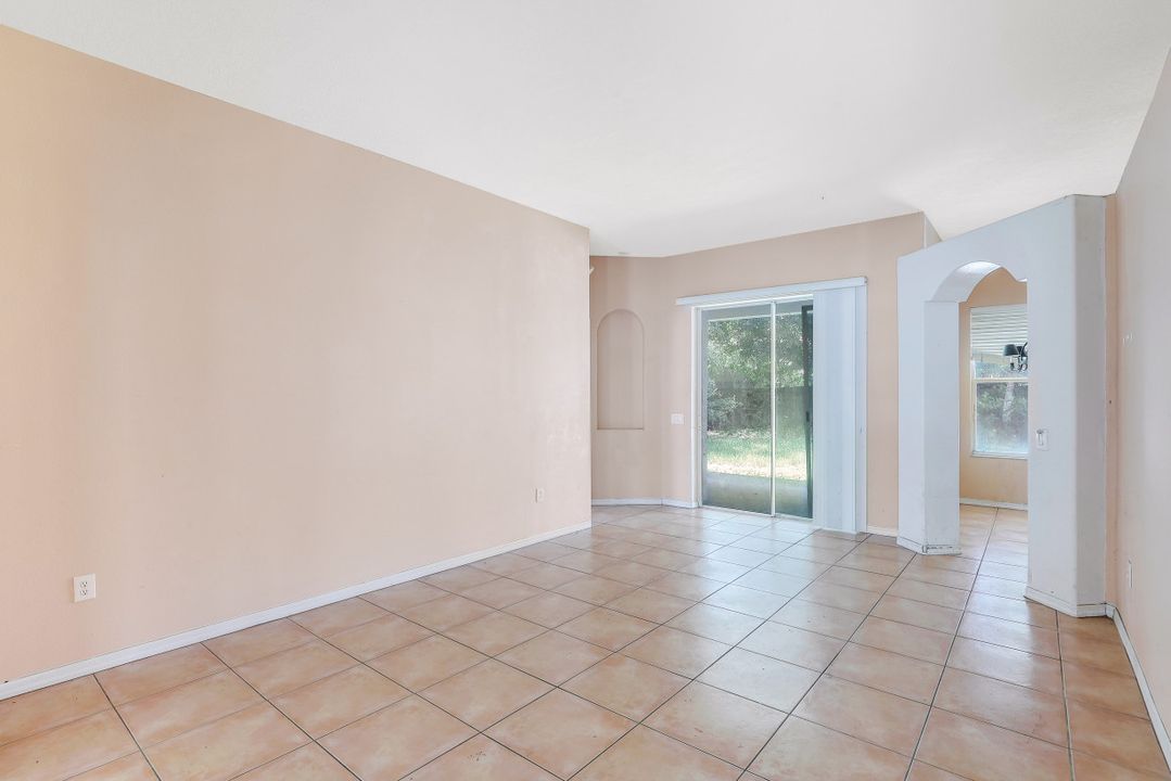 9204 Grand Palm Ct, Riverview, FL 33578