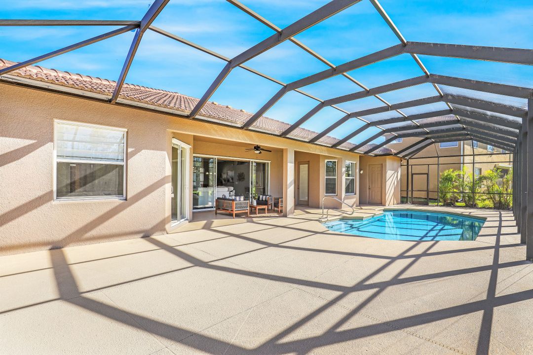 13291 Lazzaro Ct, Estero, FL 33928