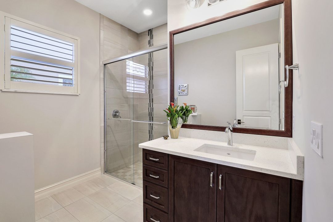 14698 Reserve Pl, Naples, FL 34109