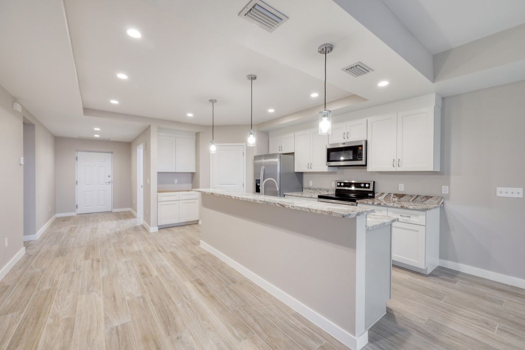 5126 Coronado Pkwy #2H, Cape Coral, FL 33904