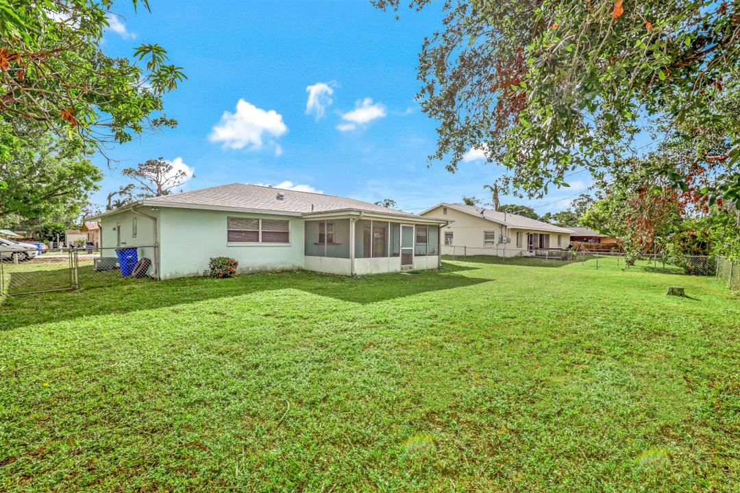 2319 Aldridge Ave, Fort Myers, FL 33907