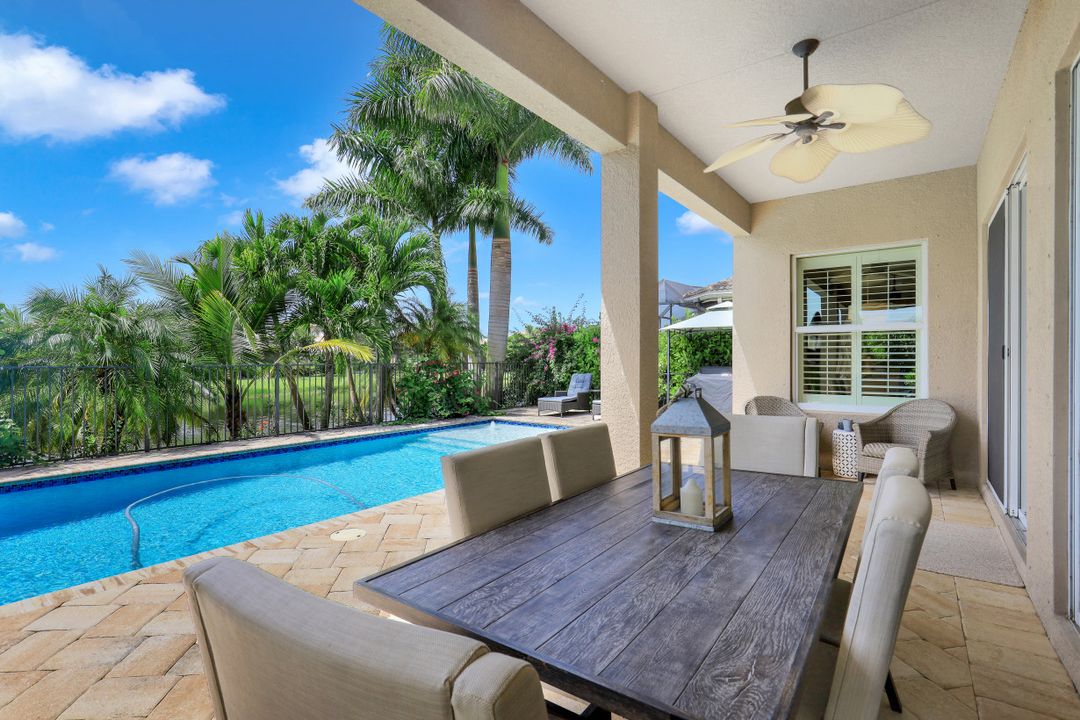 6558 Monterey Point, Naples, FL 34105