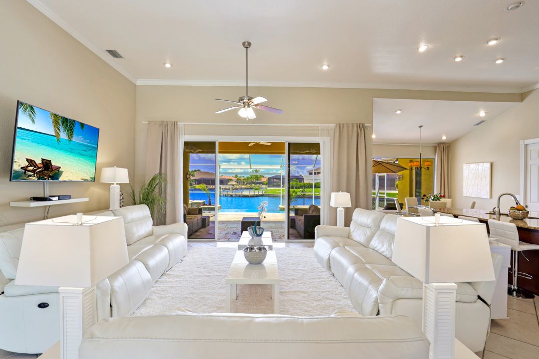 4102 SW 27th Ave, Cape Coral, FL 33914