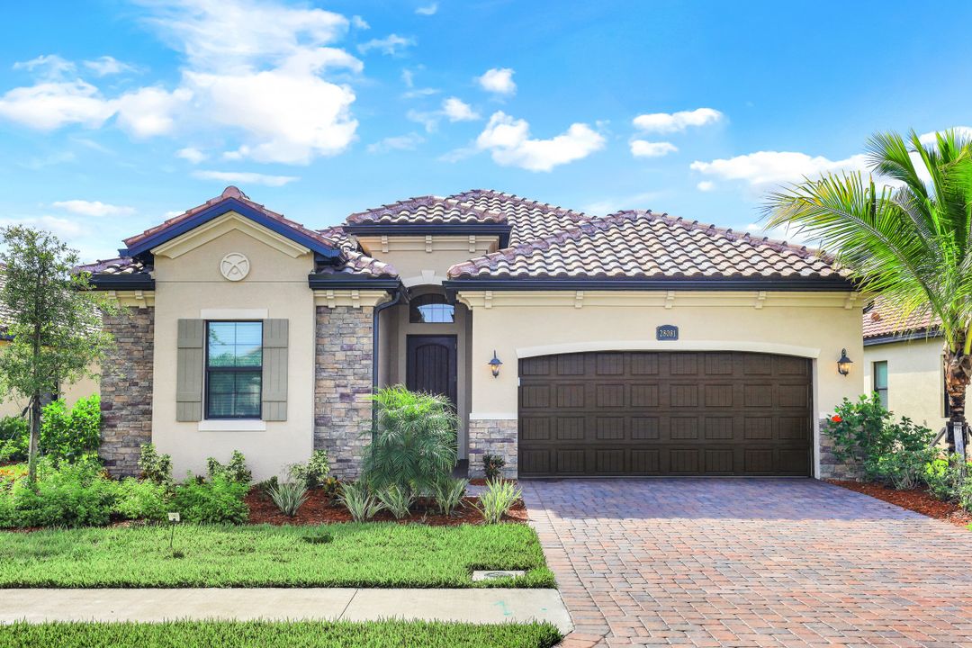 28081 Foxrock Ct, Bonita Springs, FL 34135