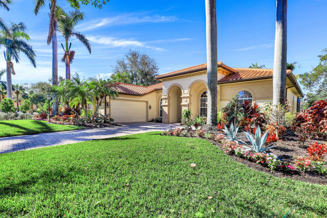 28645 Via D Arezzo Dr, Bonita Springs, FL 34135