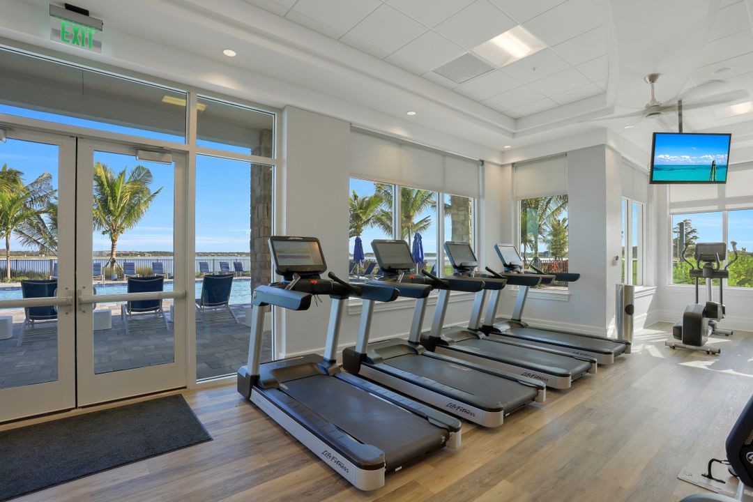 19001 Aqua Shore Dr, Fort Myers, FL 33913