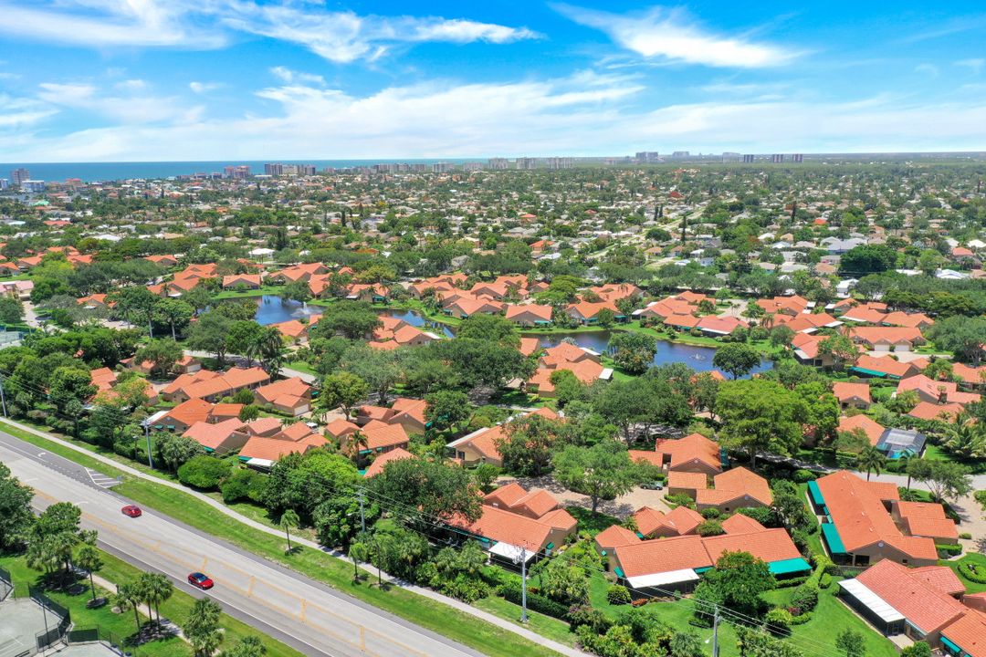 736 Reef Point Cir, Naples, FL 34108