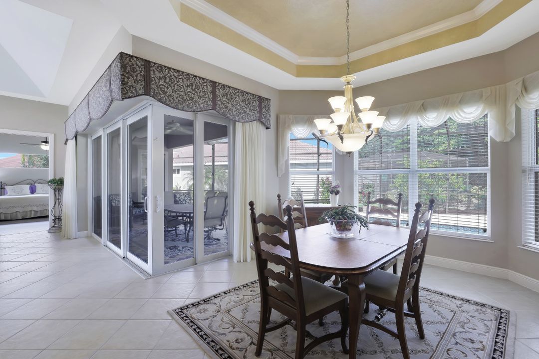 10259 Avonleigh Dr, Bonita Springs, FL 34135