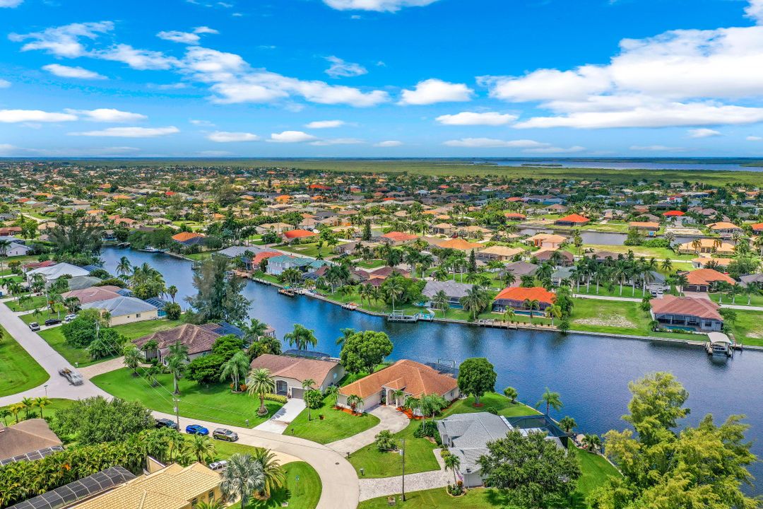 3026 SW 26th Ave, Cape Coral, FL 33914