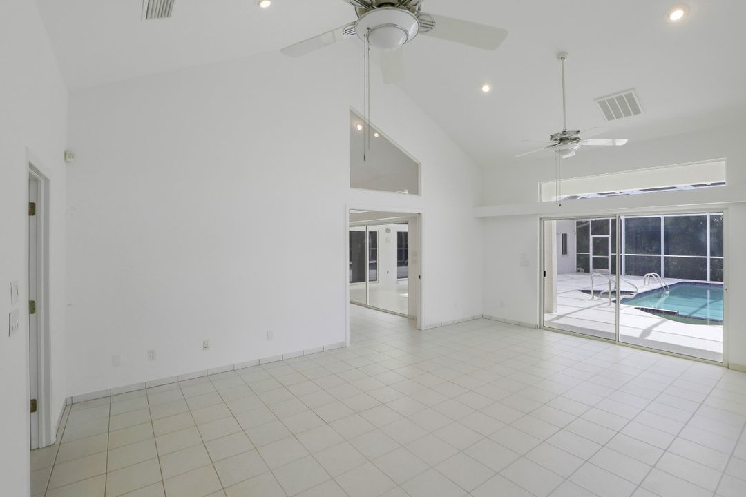 5364 Darby Ct, Cape Coral, FL 33904