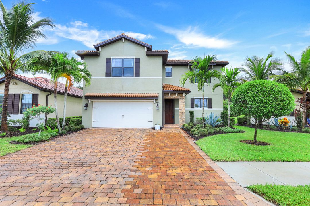 14470 Tuscany Pointe Trl, Naples, FL 34120