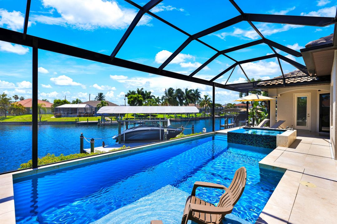 5334 SW 22nd Pl, Cape Coral, FL 33914