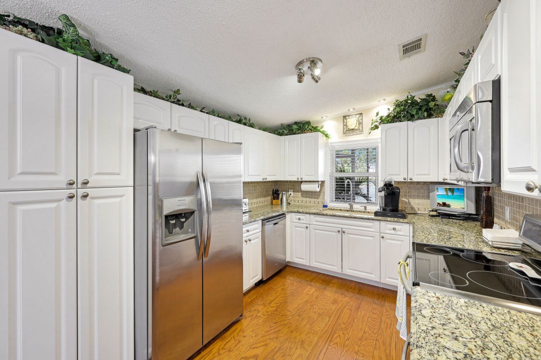 117 Mediterranean Way, Naples, FL 34104