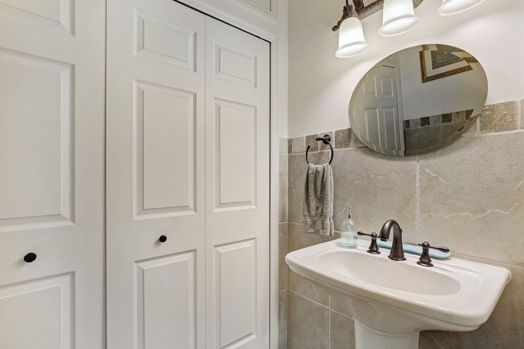 389 Colonial Ave, Marco Island, FL 34145