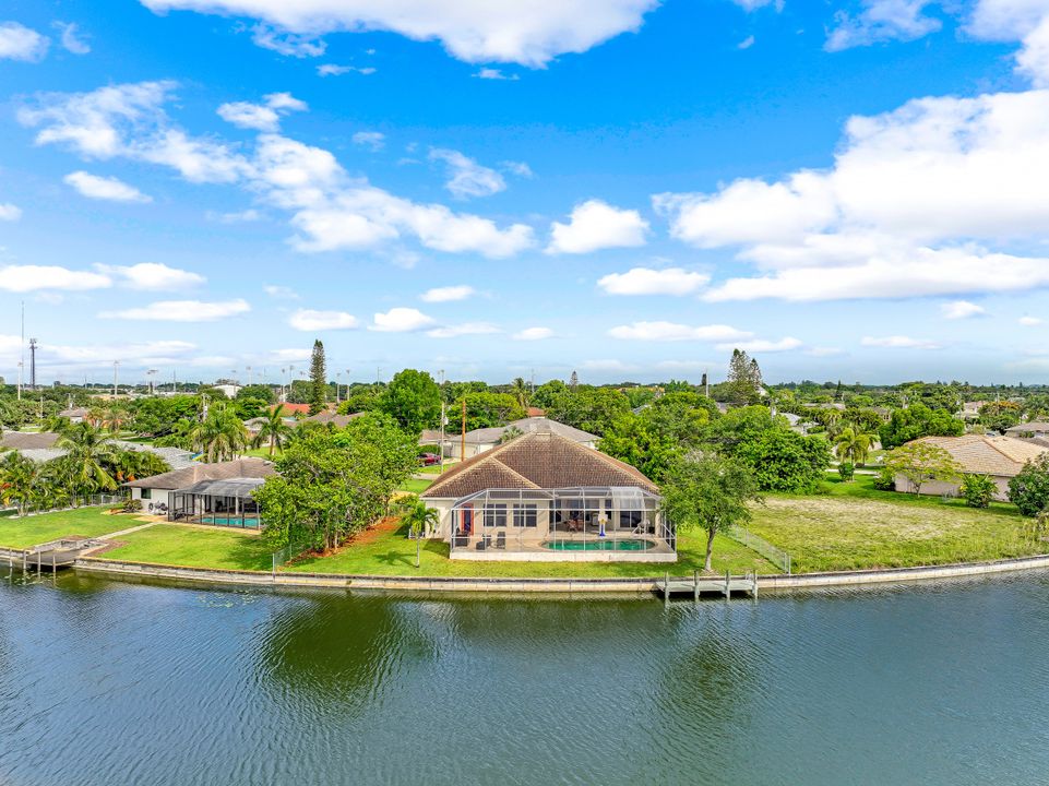 118 NE 21st Ave, Cape Coral, FL 33909