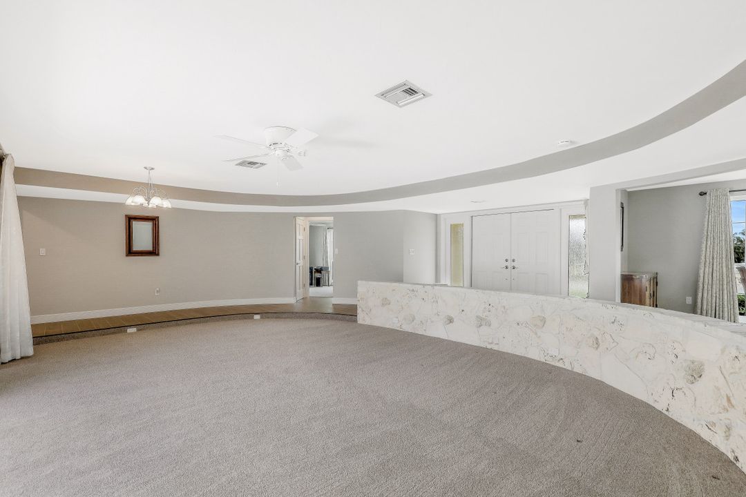 166 Hollyhock Ct, Marco Island, FL 34145