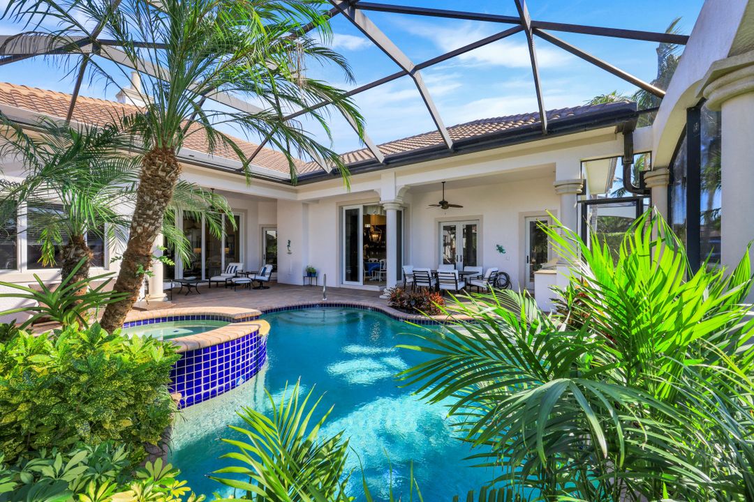 10590 Via Milano Dr, Miromar Lakes, FL 33913