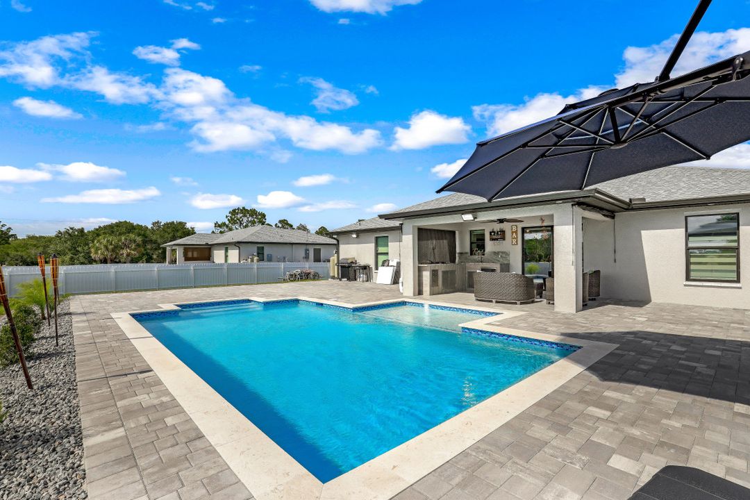 4020 NW 41st Pl, Cape Coral, FL 33993