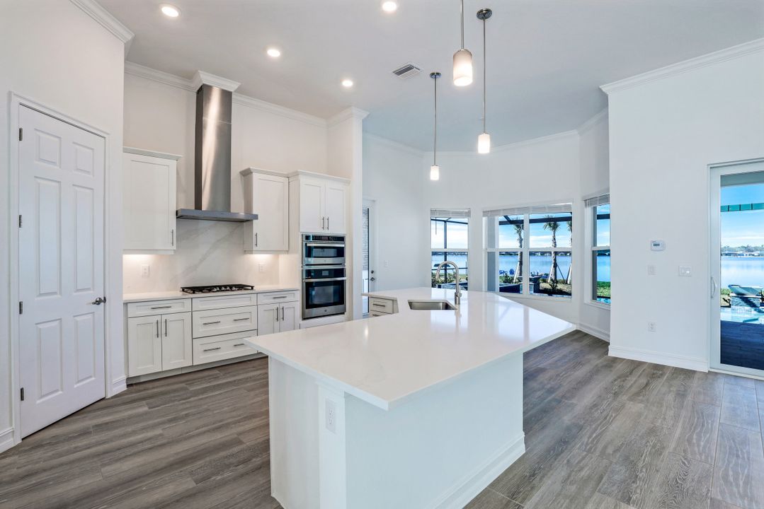 13896 Blue Bay Cir, Fort Myers, FL 33913