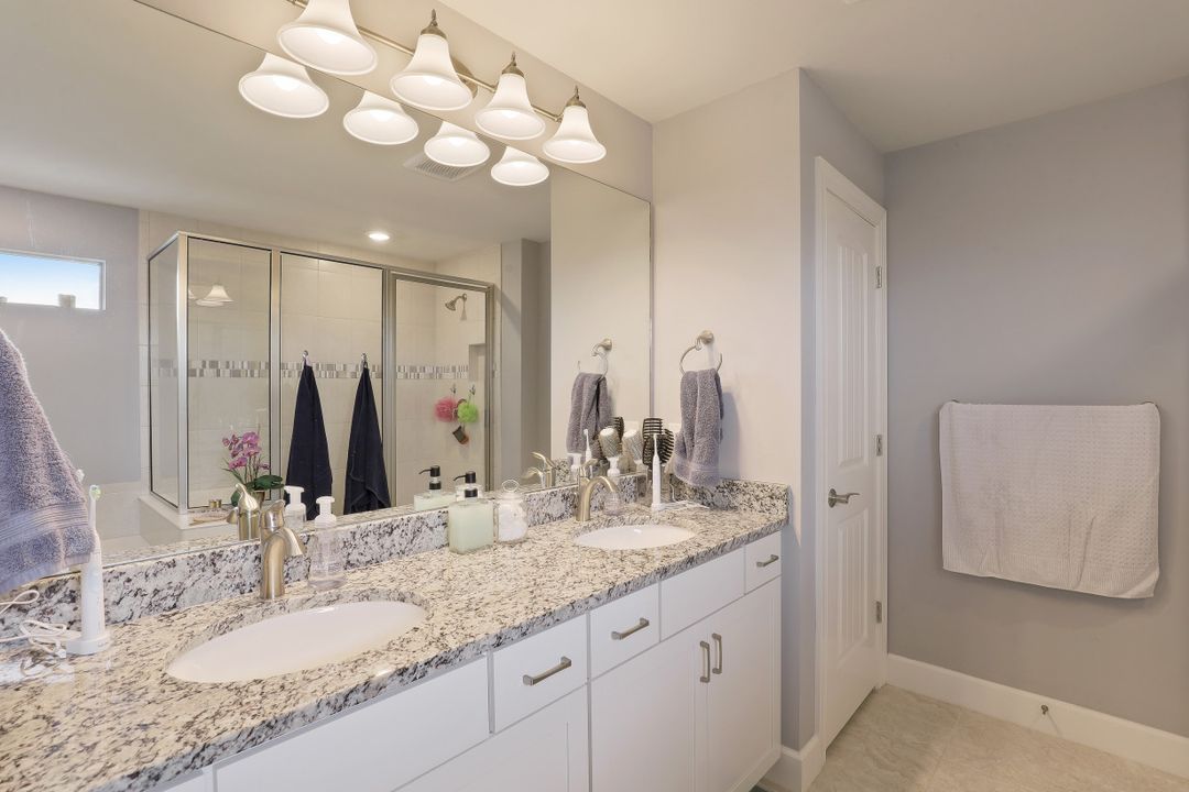 17140 Anesbury Pl, Fort Myers, FL 33967