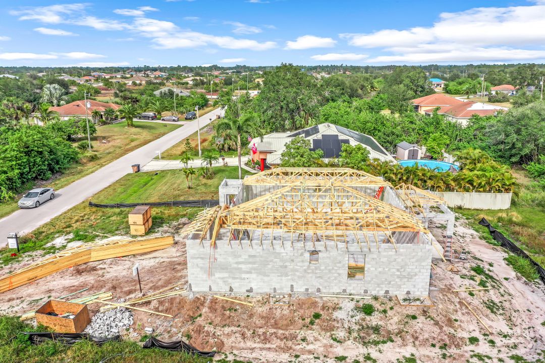 431 Pinafore Ave, Lehigh Acres, FL 33974