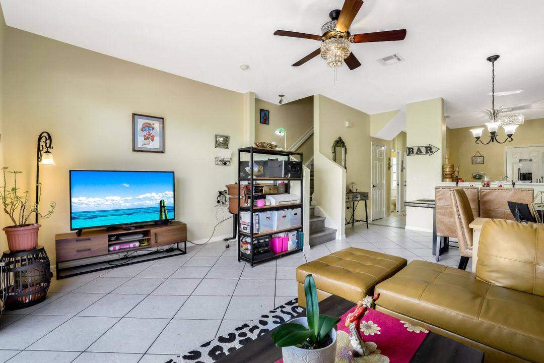 3650 Pine Oak Cir  #102, Fort Myers, FL 33916