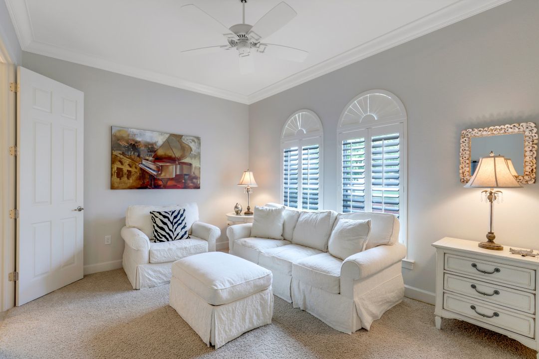 9765 Nickel Ridge Cir, Naples, FL 34120