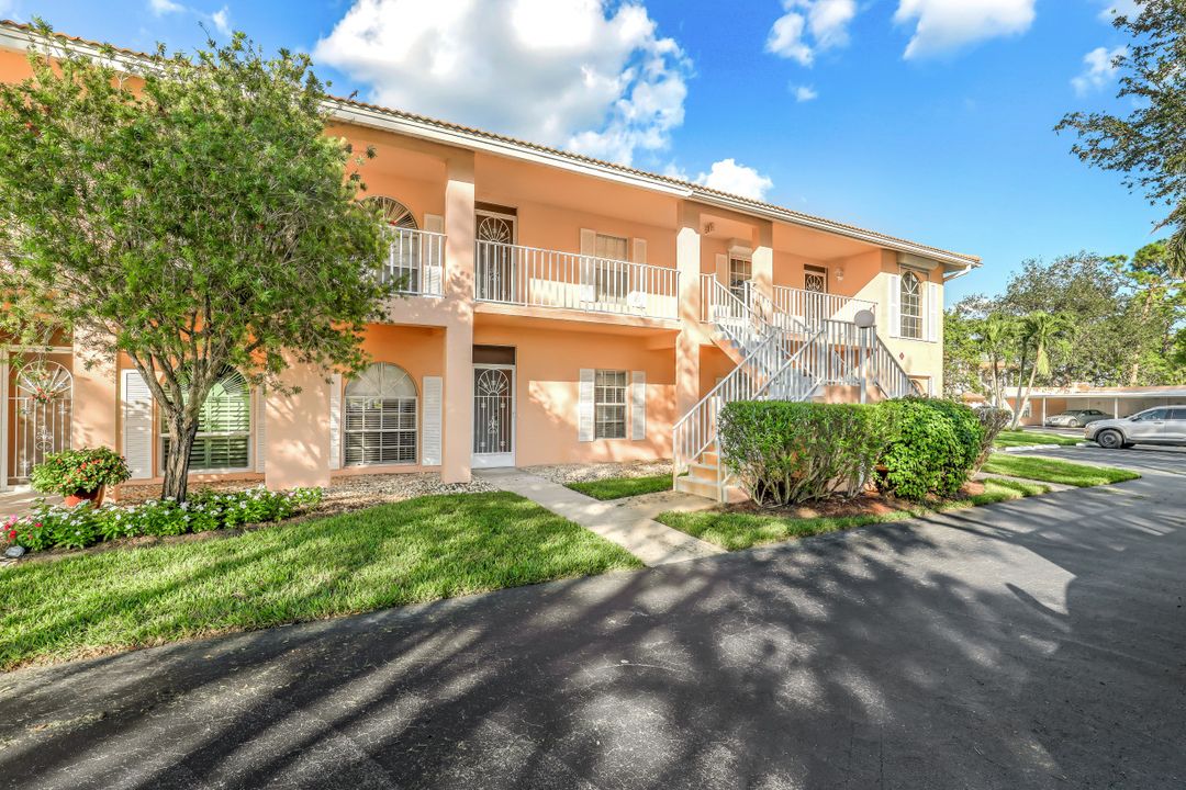 565 Augusta Blvd  #2-4, Naples, FL 34113