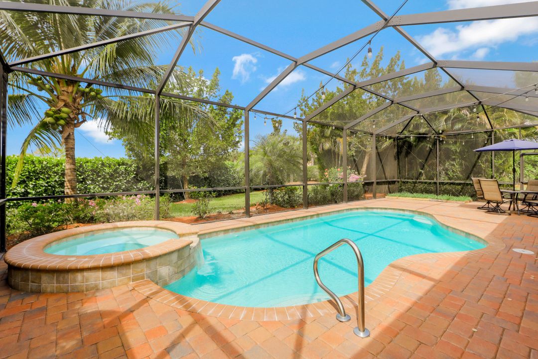 28520 Longford Ct, Bonita Springs, FL 34135
