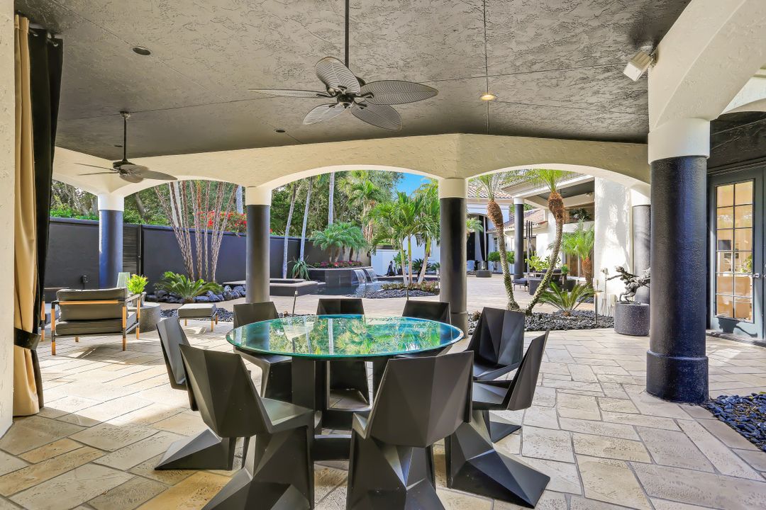 1108 Grand Isle Dr, Naples, FL 34108