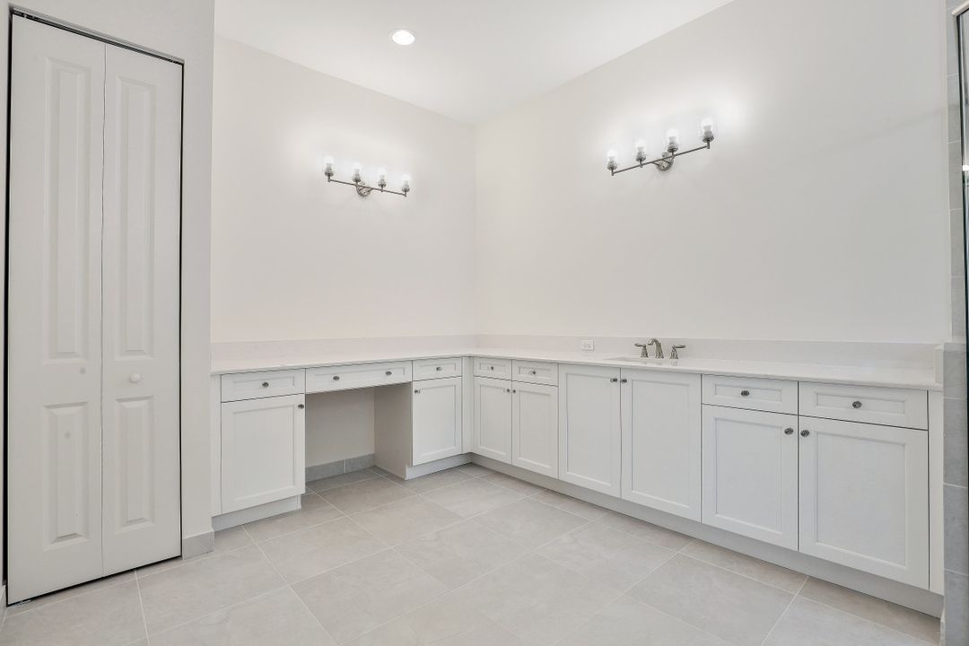 28549 Terramore Ct, Bonita Springs, FL 34135