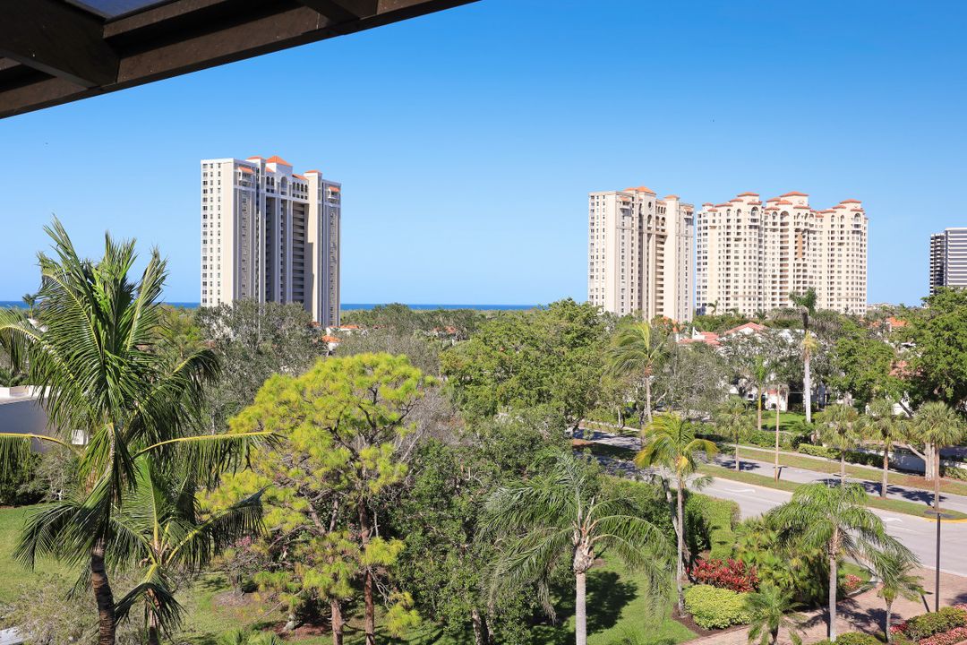 6360 Pelican Bay Blvd #PH 2C, Naples, FL 34108