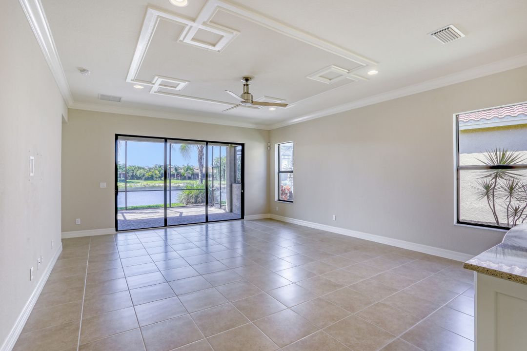 11571 Meadowrun Cir, Fort Myers, FL 33913