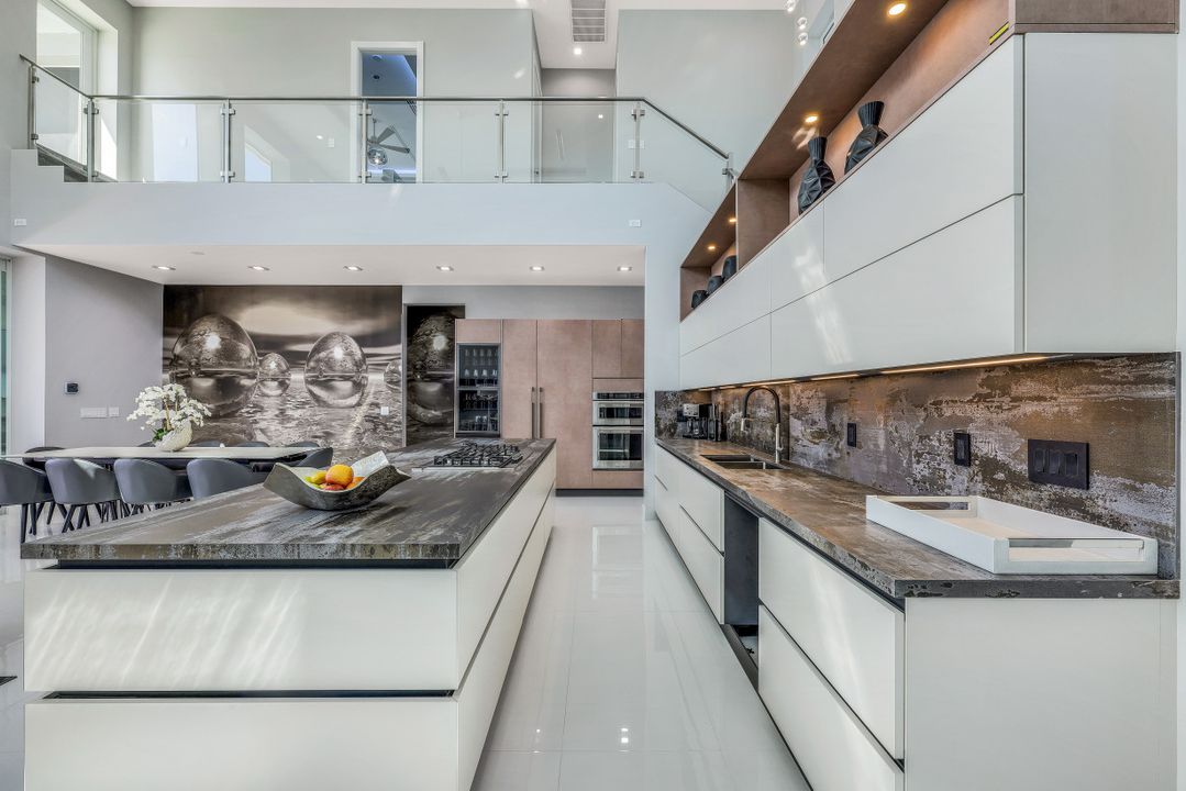 5020 Pelican Blvd, Cape Coral, FL 33914