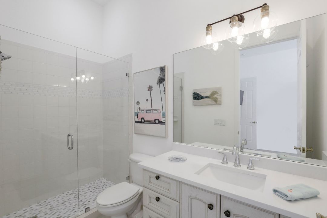 9263 Museo Cir #204, Naples, FL 34114