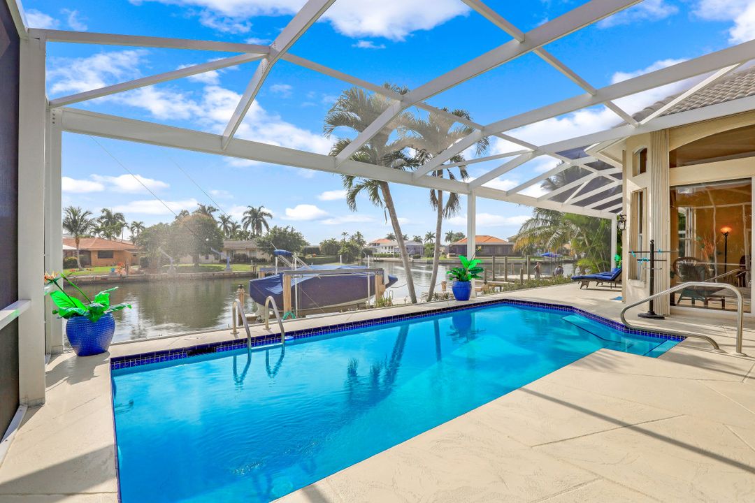 1786 Hummingbird Ct, Marco Island, FL 34145