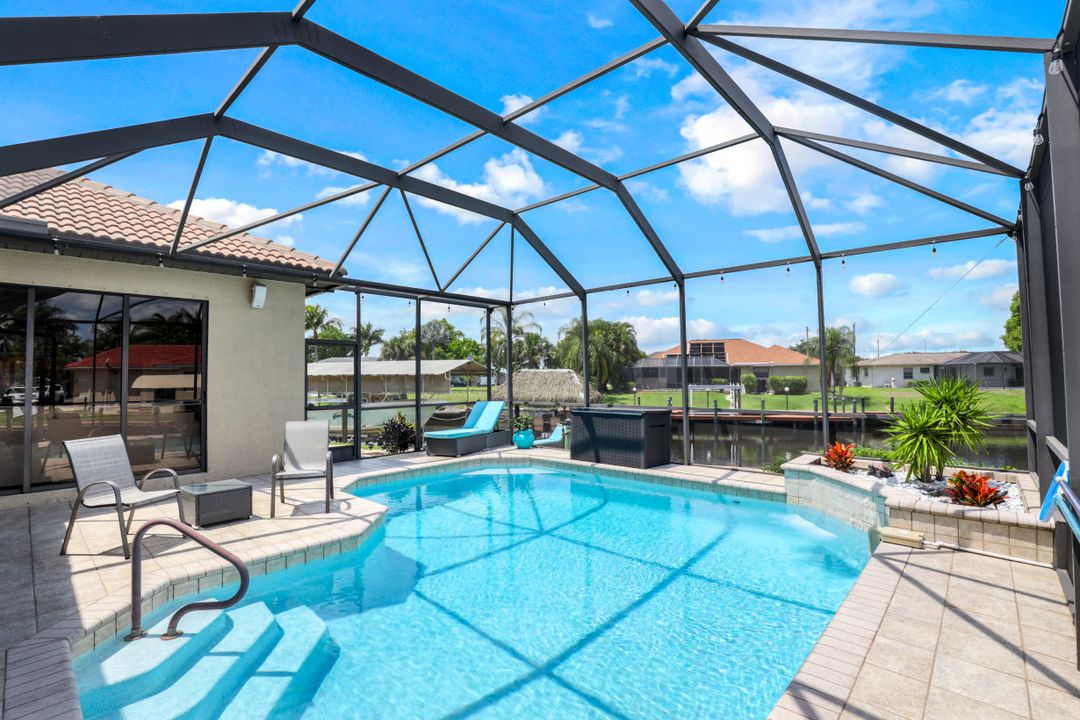 2511 SE 19th Ave, Cape Coral, FL 33904