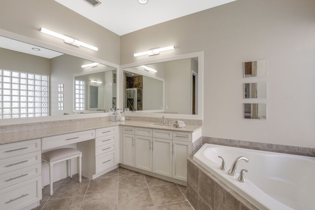 3367 Pacific Dr, Naples, FL 34119