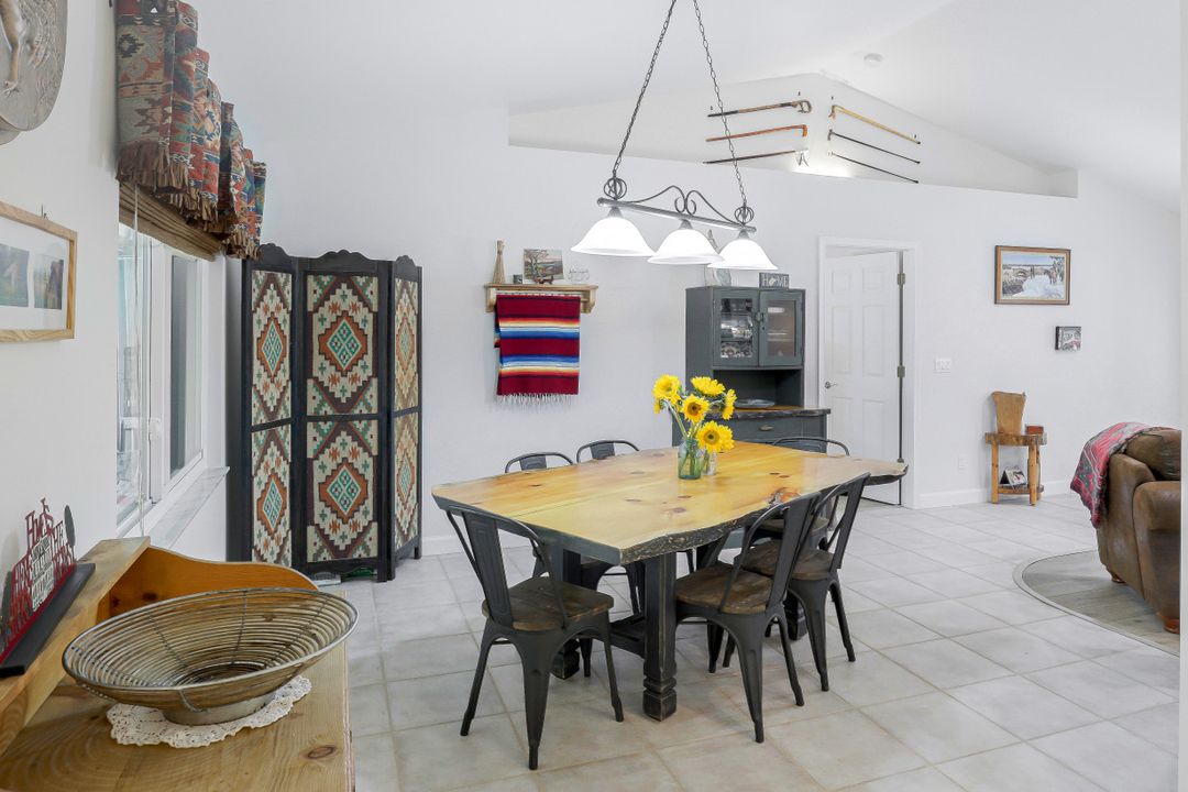 27150 Richview Ct, Bonita Springs, FL 34135