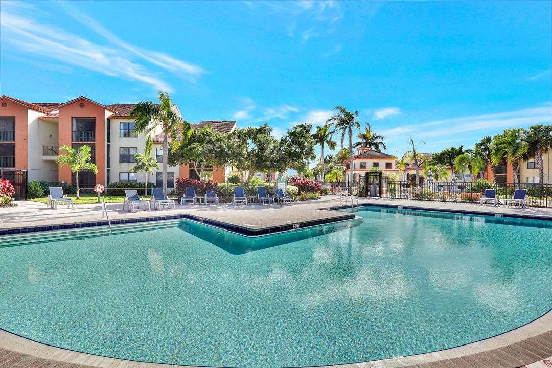 13521 Eagle Ridge Dr #127, Fort Myers, FL 33912