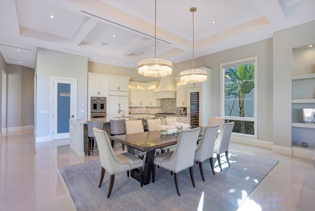 16439 Seneca Way, Naples, FL 34110