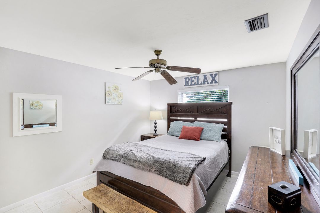 3914 SE 4th Ave, Cape Coral, FL 33904