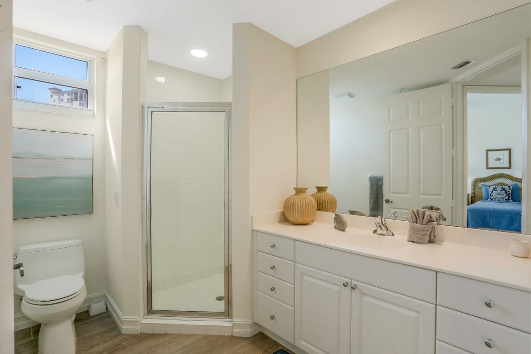 400 Flagship Dr #401, Naples, FL 34108