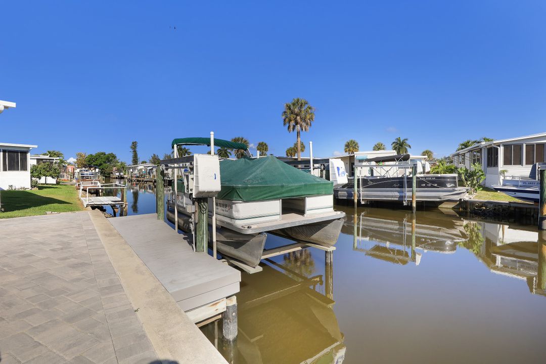 11340 Cypress Ln, Fort Myers Beach, FL 33931