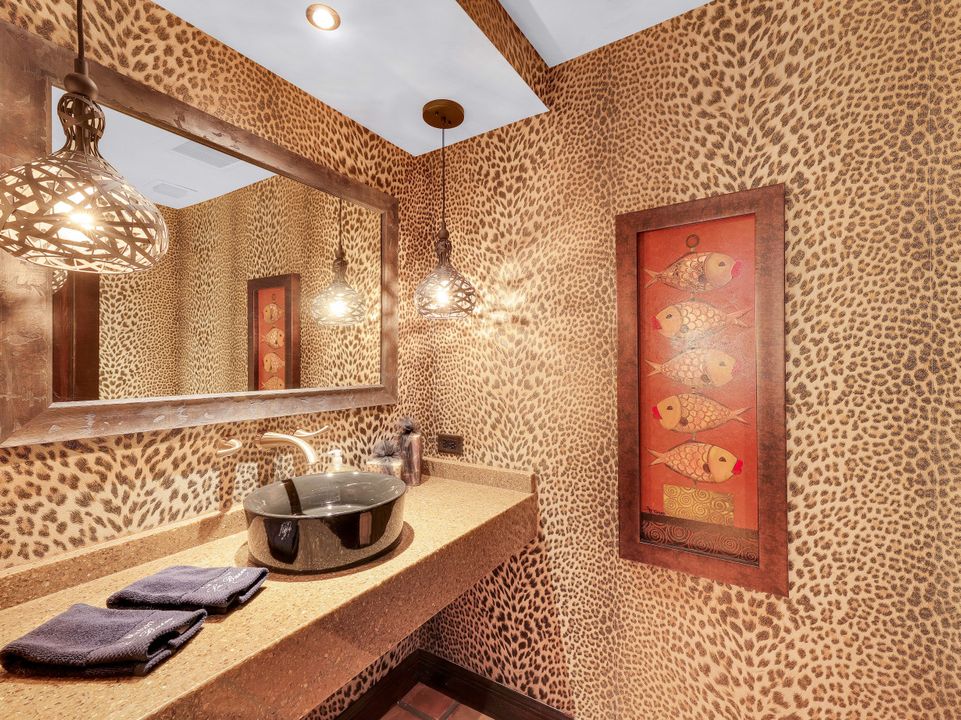 5850 Pelican Bay Blvd, Naples, FL 34108