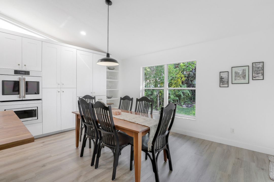 17811 Castle Harbor Dr, Fort Myers, FL 33967