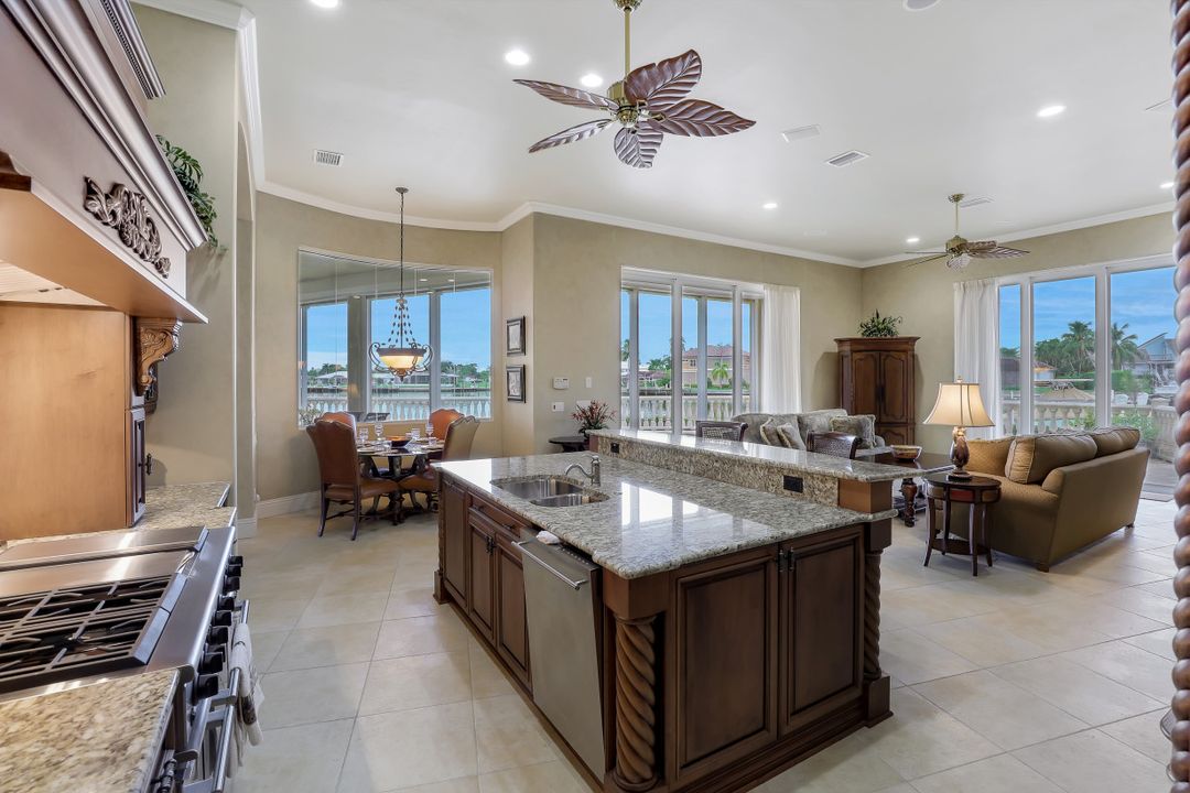 1404 Butterfield Ct, Marco Island, FL 34145